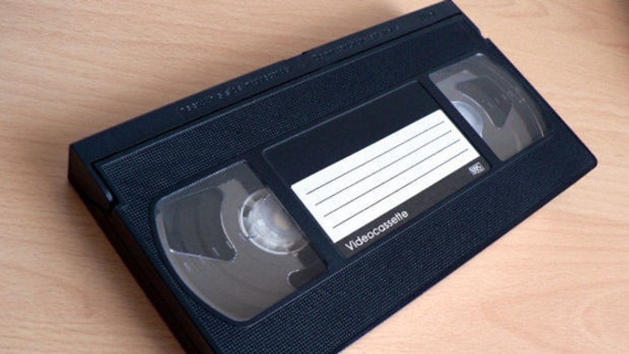 Werft eure alten VHS-Kassetten nicht weg, es sind wahre Schätze!