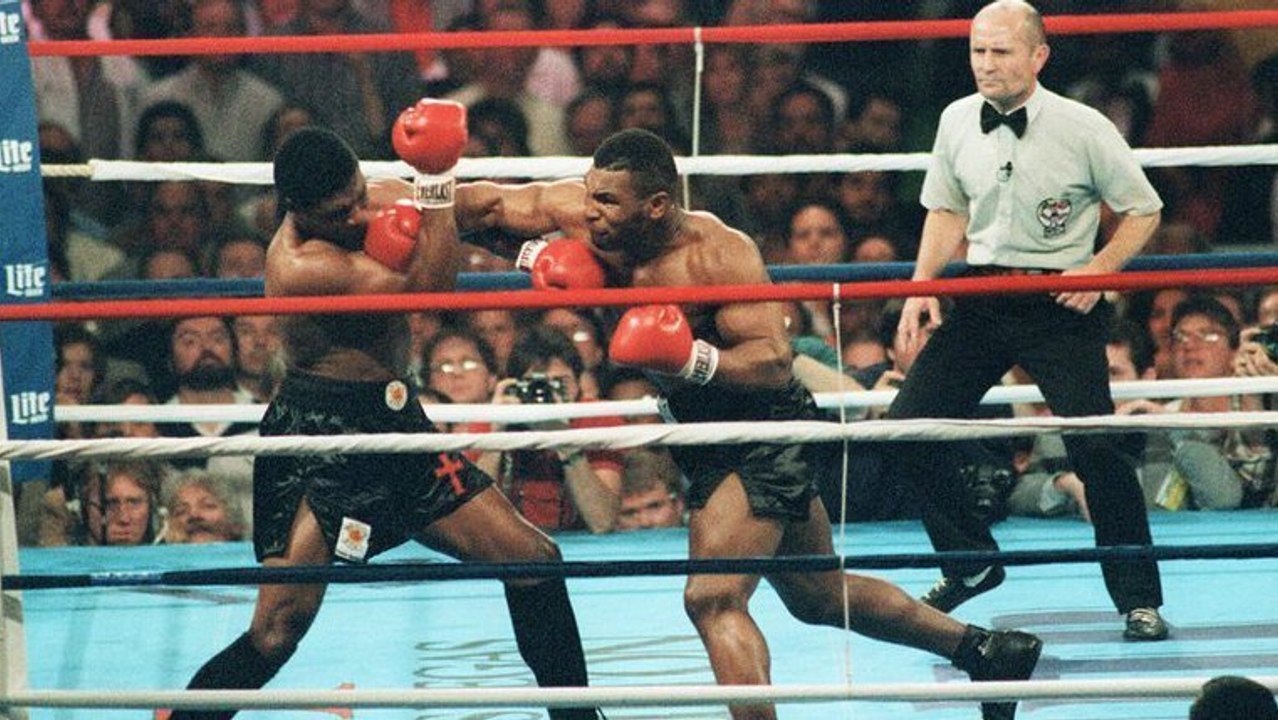 Der wunderschöne KO von Mike Tyson an Trevor Berbick nach einem überraschenden Schlag