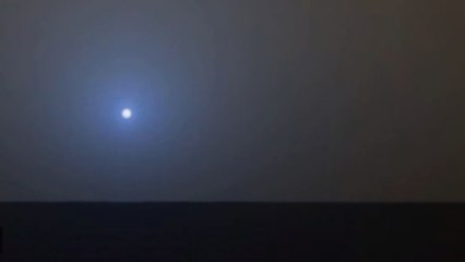 Un étonnant coucher de soleil observé depuis la planète Mars