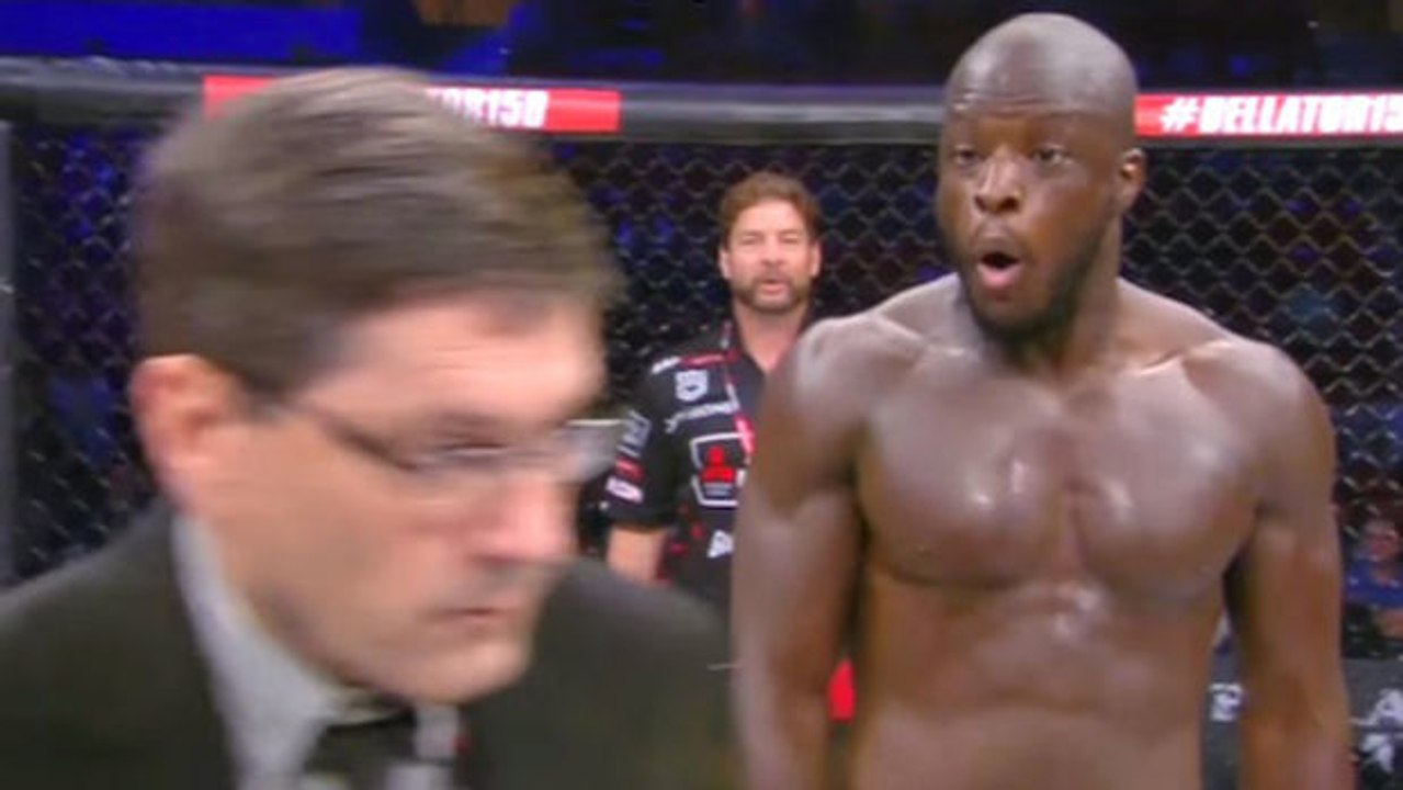 MMA: Ein etwas übermotivierter Kämpfer schlägt einen Schiedsrichter