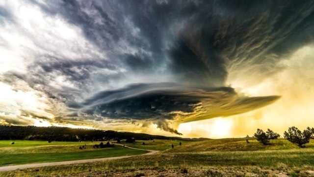 Admirez ce time-lapse à couper le souffle de phénomènes météorologiques extrêmes