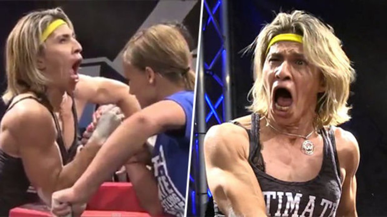 Diese Frau wird bei einer Armdrück-Meisterschaft hyterisch