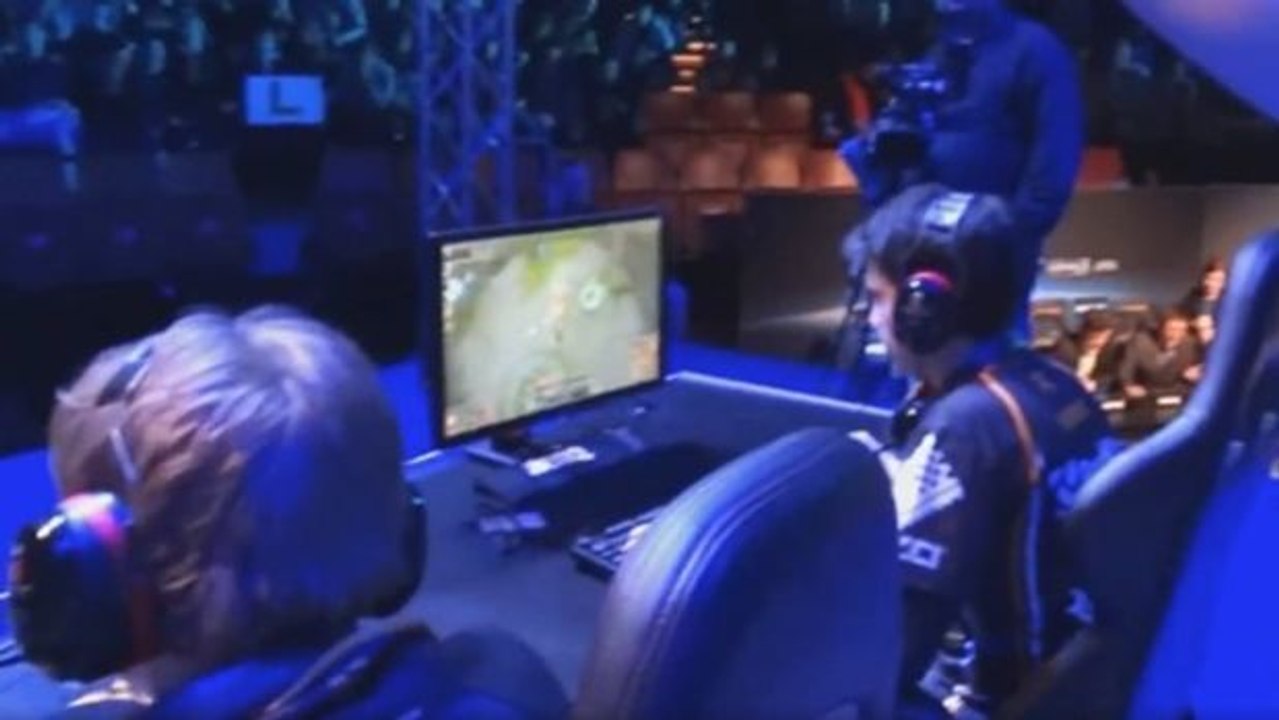 League of legends: so habt ihr xpekes backdoor noch nie gesehen!
