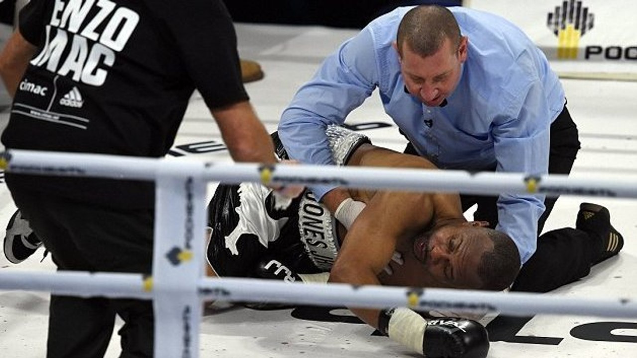 Ray Jones von Enzo Maccarinelli ausgeknockt. Und zwar wie!