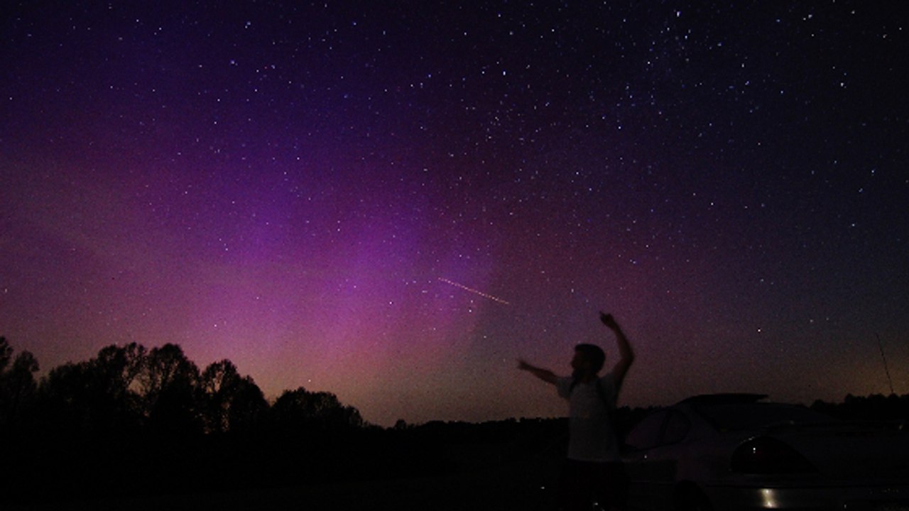 Une tempête solaire provoque de splendides aurores boréales dans le ciel des Etats-Unis