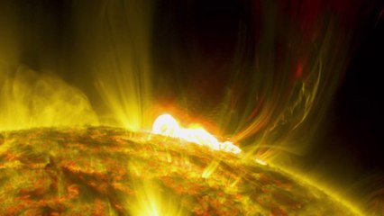 Découvrez à quoi ressemble une éruption solaire vue de près