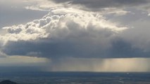 Quand les Émirats arabes unis ''ensemencent'' les nuages pour faire tomber la pluie
