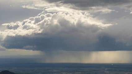 Quand les Émirats arabes unis ''ensemencent'' les nuages pour faire tomber la pluie