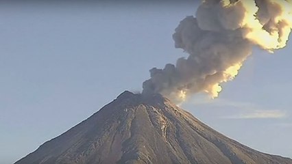 Le volcan Colima est entré 5 fois en éruption en une seule matinée