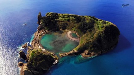 Así son los saltos del Red Bull Cliff Diving en Vila Franca do Campo (Azores)