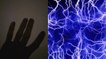 De l'électricité qui jaillit des doigts, l'étonnant phénomène filmé par un Américain