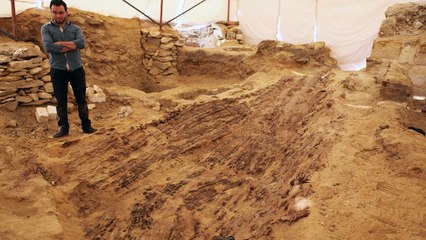 Un bateau vieux de 4500 ans découvert près des pyramides d'Egypte