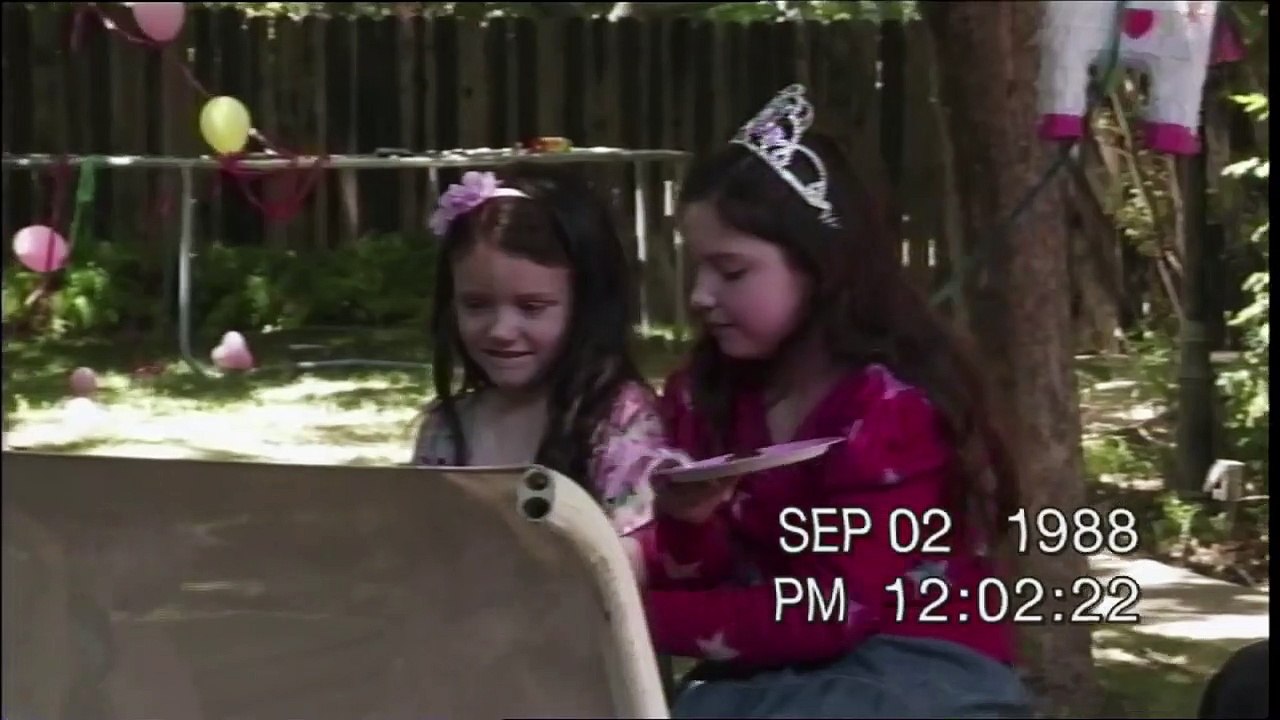 Paranormal Activity 3 Orijinal Fragman (2)