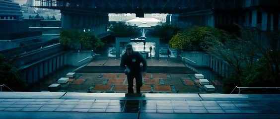 Karanlıklar Ülkesi:Uyanış Orijinal Video klip (2)