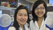Deux étudiantes découvrent des bactéries mangeuses de plastique