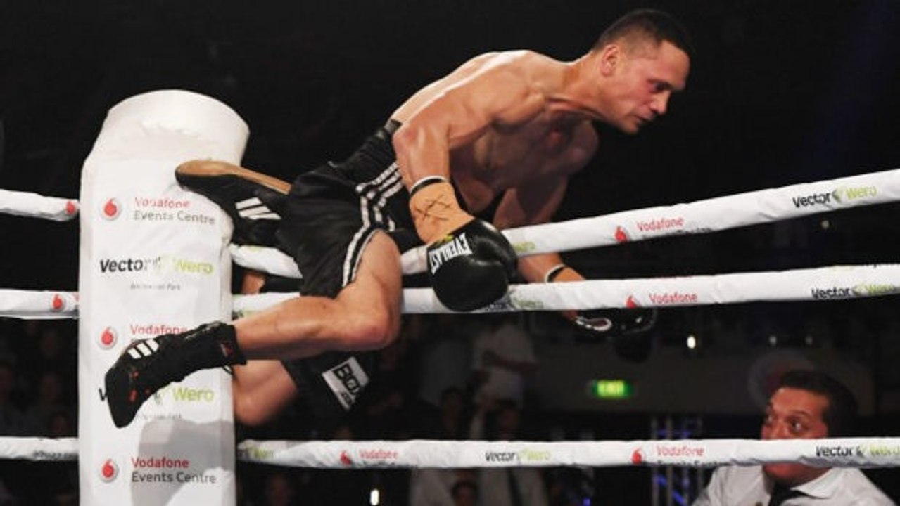 Boxen: Dieser Boxer feiert seinen Sieg viel zu früh!