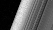 La sonde Cassini dévoile d'incroyables images rapprochées des anneaux de Saturne