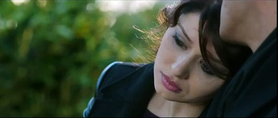 Aşk Kırmızı Dublajlı Klip