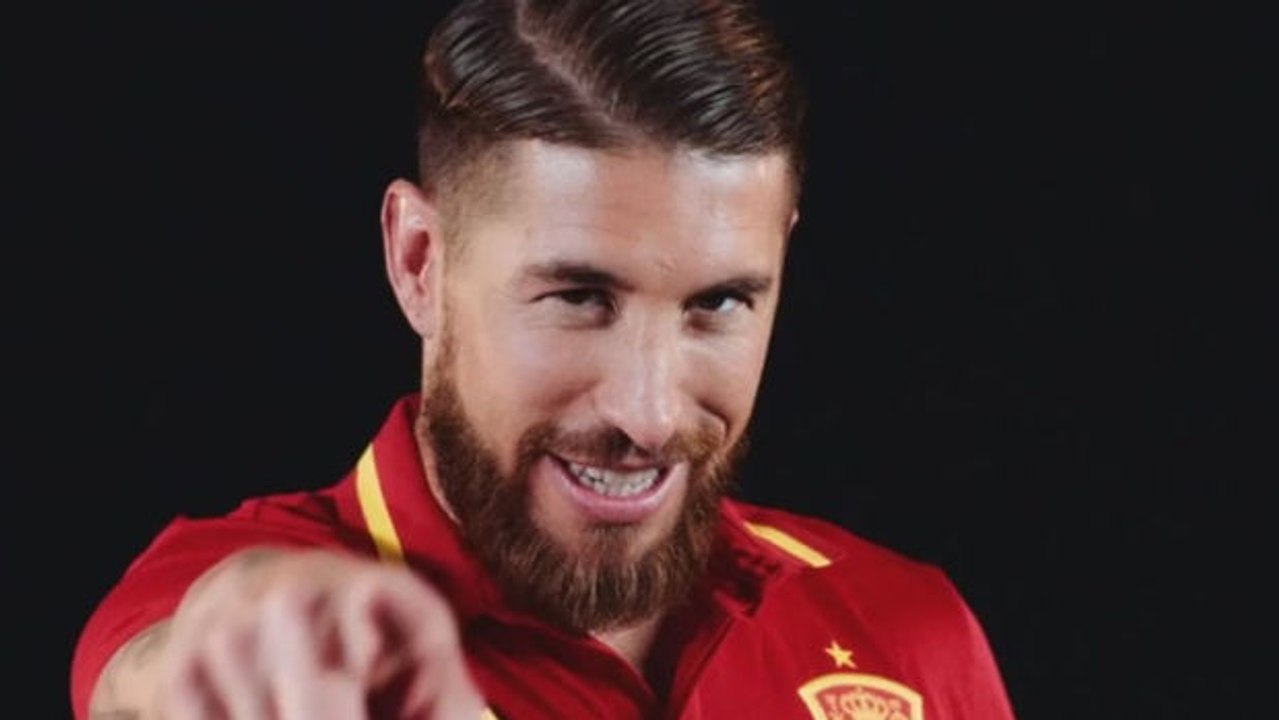 EM 2016: Die peinliche Hymne der spanischen Spieler mit Sergio Ramos in der Hauptrolle