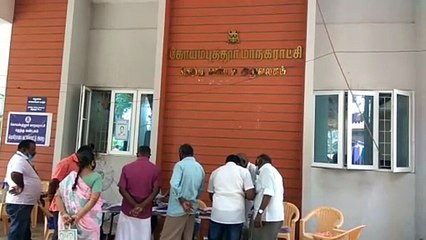 வேட்புமனு தாக்கல் செய்ய வந்து..தேர்தல் அதிகாரிகளை பயமுறுத்திய சுயேச்சை வேட்பாளர்! கோவையில் ருசிகரம்