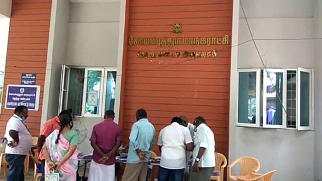 வேட்புமனு தாக்கல் செய்ய வந்து..தேர்தல் அதிகாரிகளை பயமுறுத்திய சுயேச்சை வேட்பாளர்! கோவையில் ருசிகரம்