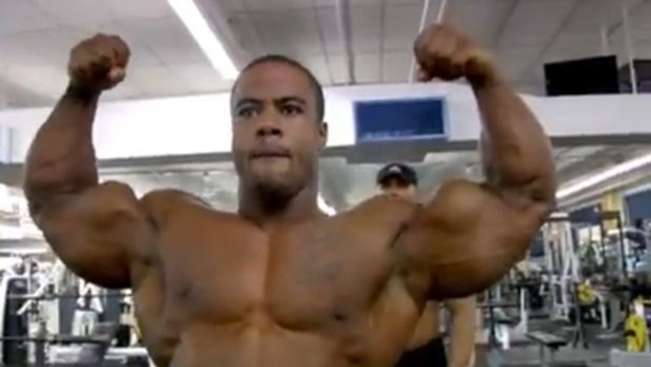 Bodybuilding: der beeindruckende Bizeps des Bodybuilders Anthoneil Champagnie