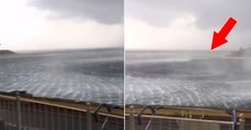 Un touriste filme un gigantesque tourbillon se former au large d'une île grecque