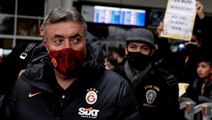 Galatasaray takımı neye uğradığını şaşırdı! Torrent kendisine gösterilen pankartla dondu kaldı