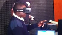 Oculus Rift : il teste le casque pour la première fois et réagit de façon hilarante