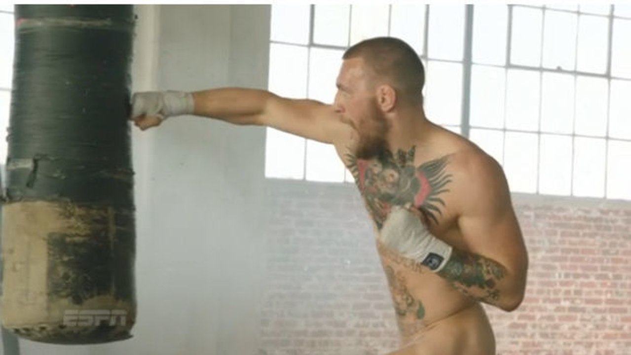 Conor McGregor posiert nackt für 'The Body Issue' von ESPN