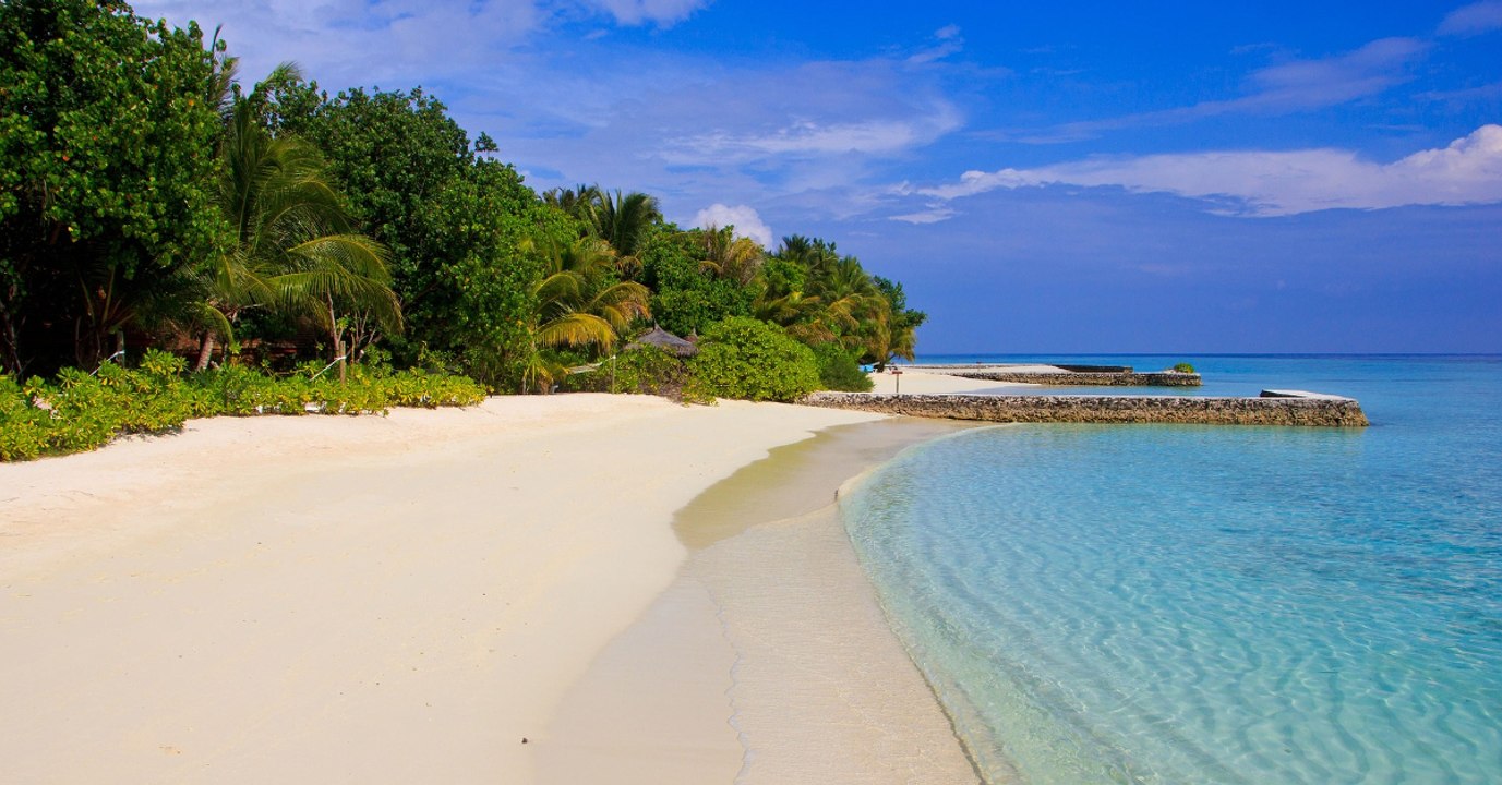 L'étonnant secret caché derrière les plages de sable blanc paradisiaques