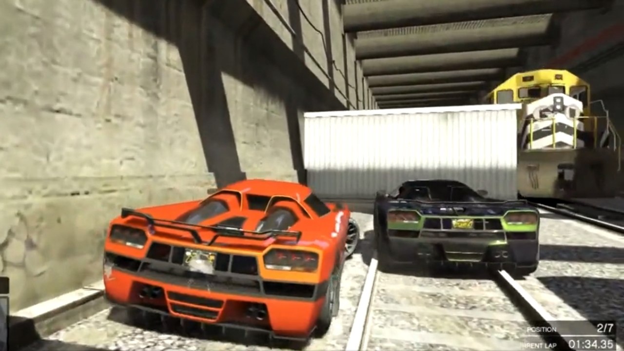 GTA 5 : une course délirante sur un chemin de fer