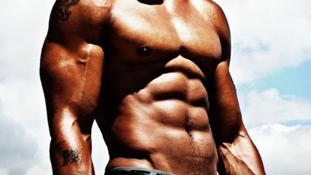 Wie kann man seine Bauchmuskeln trainieren, um diesen Sommer am Strand zu punkten?