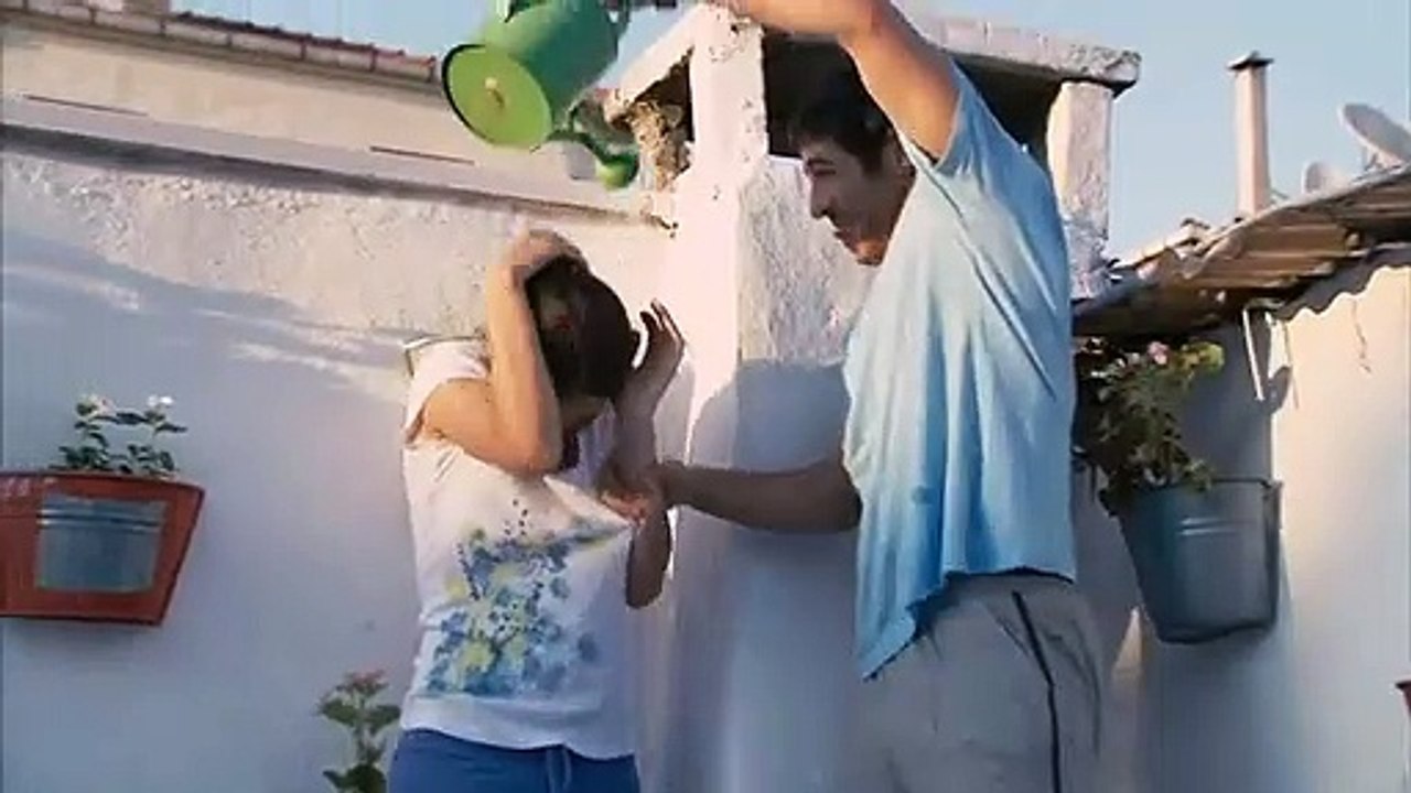 Başka Dilde Aşk Dublajlı Fragman