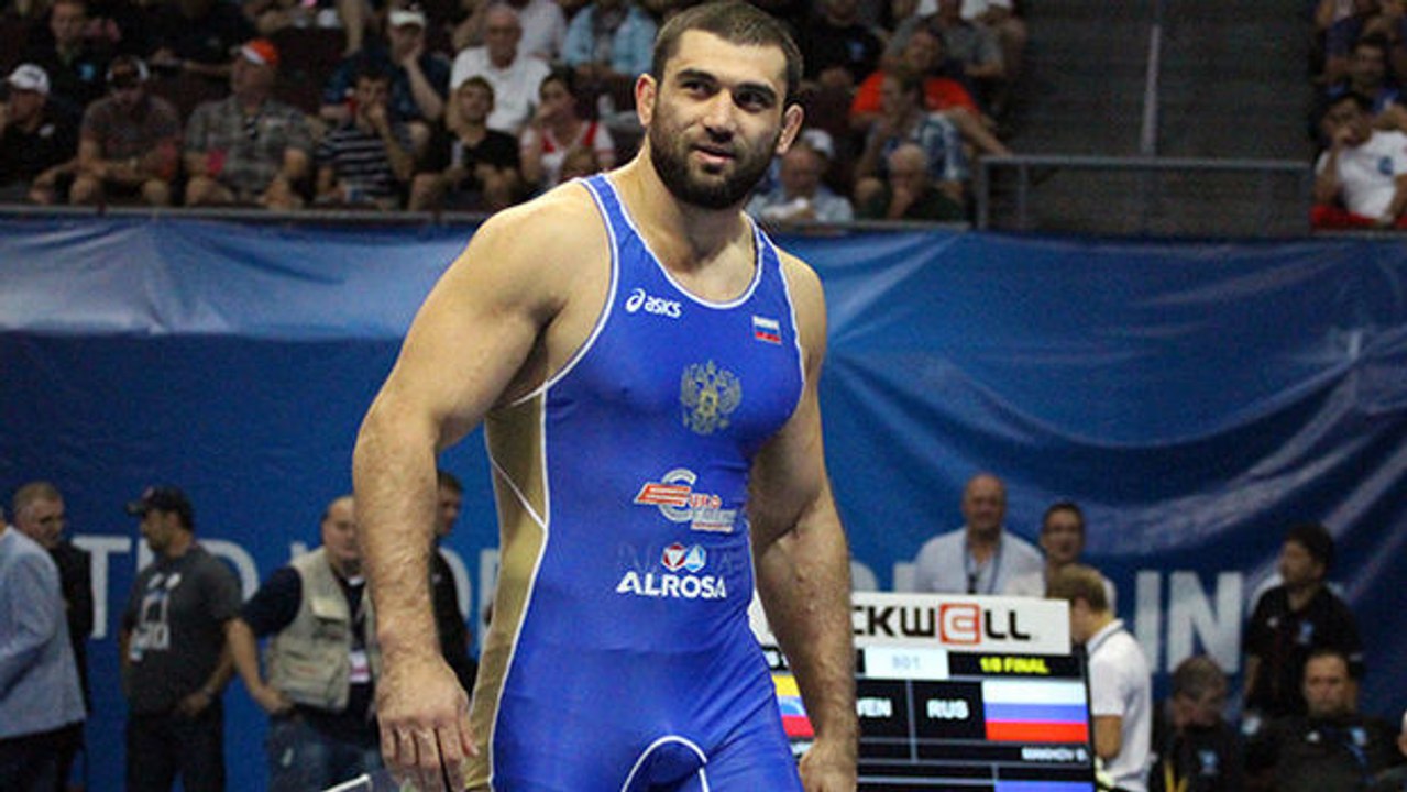 Bilyal Makhov: Der Gewinner von Olympischer Bronze kämpft bald für die UFC
