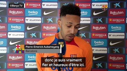 Barcelone - Aubameyang : "Je suis fier et heureux d'être ici"
