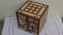 Minecraft : un passionné fabrique une vraie table de craft