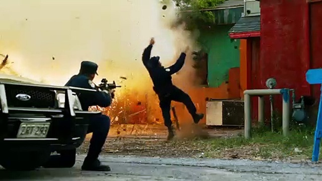 Ustura Dönüyor Orijinal Fragman (3)