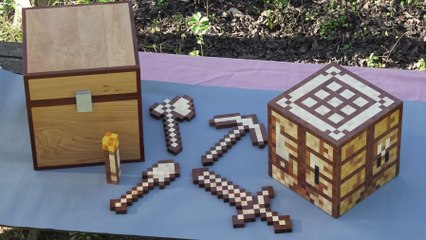 Minecraft : les items emblématiques du jeu reproduits grandeur nature !