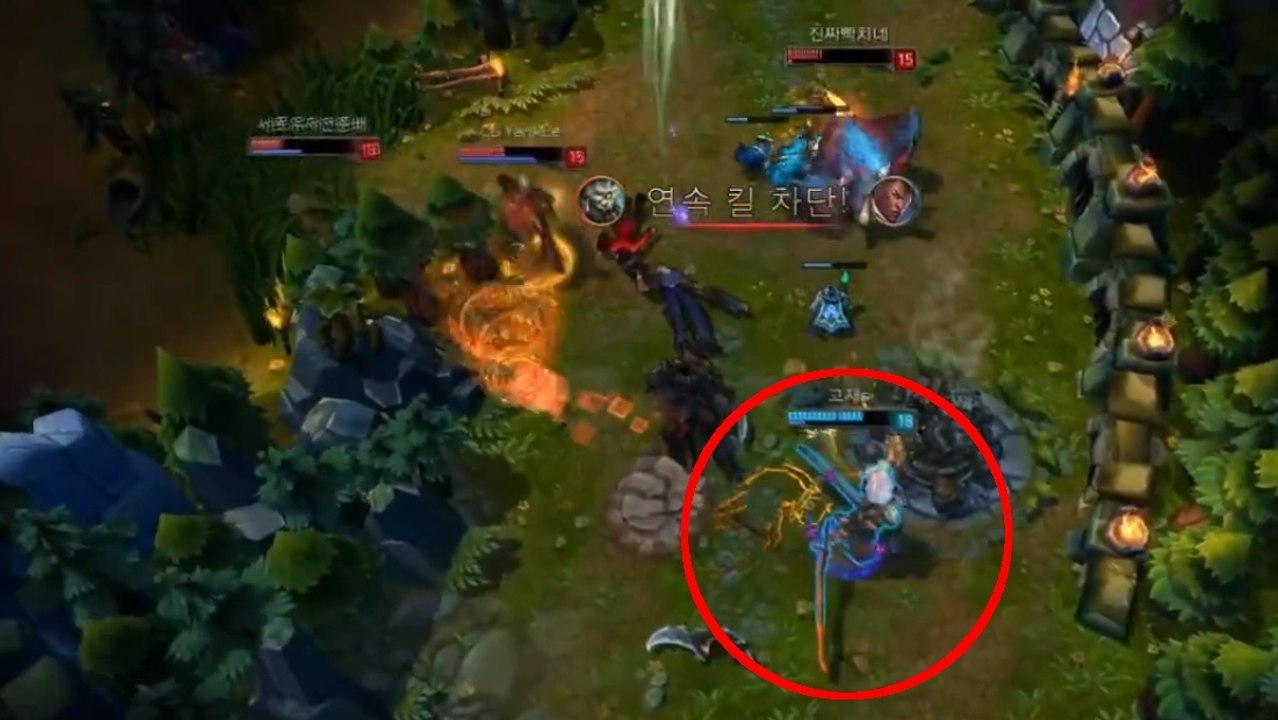 League of Legends : Yasuo réalise un quadra kill épique en 1v4