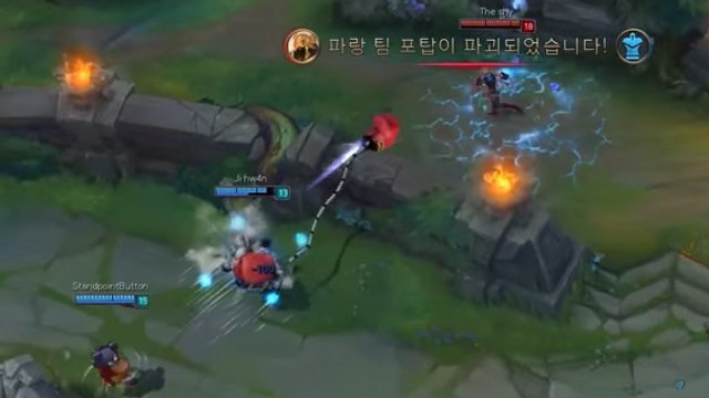 League of Legends : voilà pourquoi il ne faut jamais grab une Riven fed