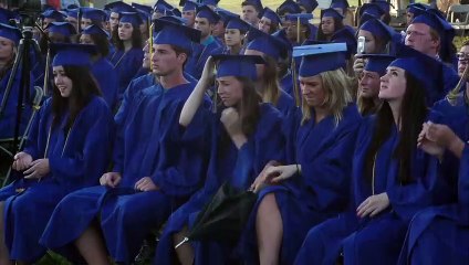 Fırtınanın İçinde - Orijinal Fragman