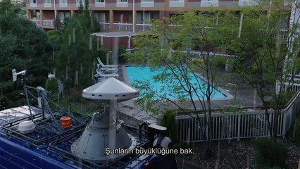 Fırtınanın İçinde - Türkçe Altyazılı Fragman (2)