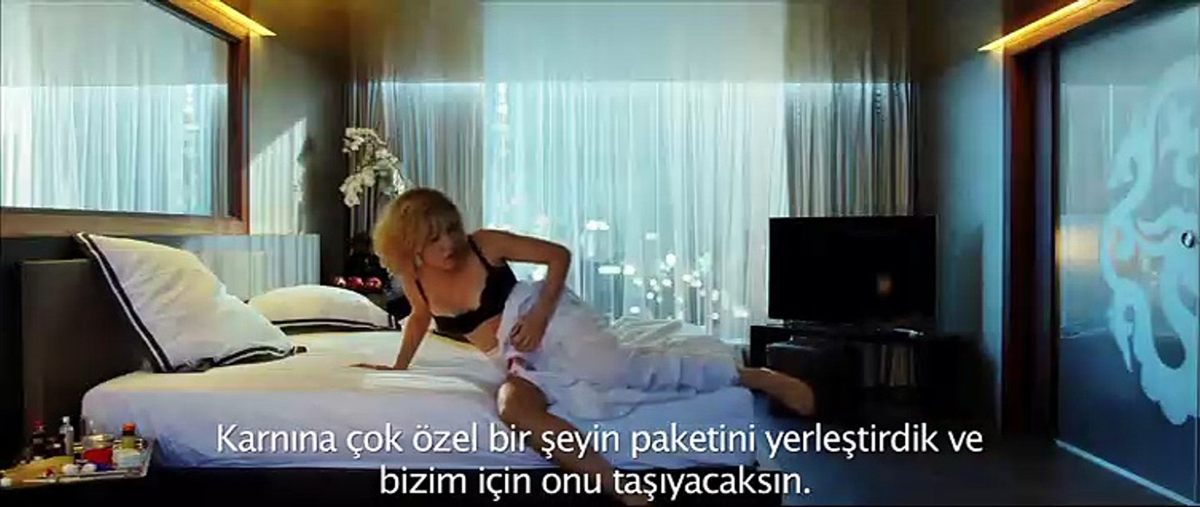 Lucy - Türkçe Altyazılı Fragman