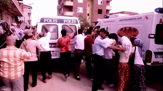 İnşaat 2 - Ayşe Evlenmiş!