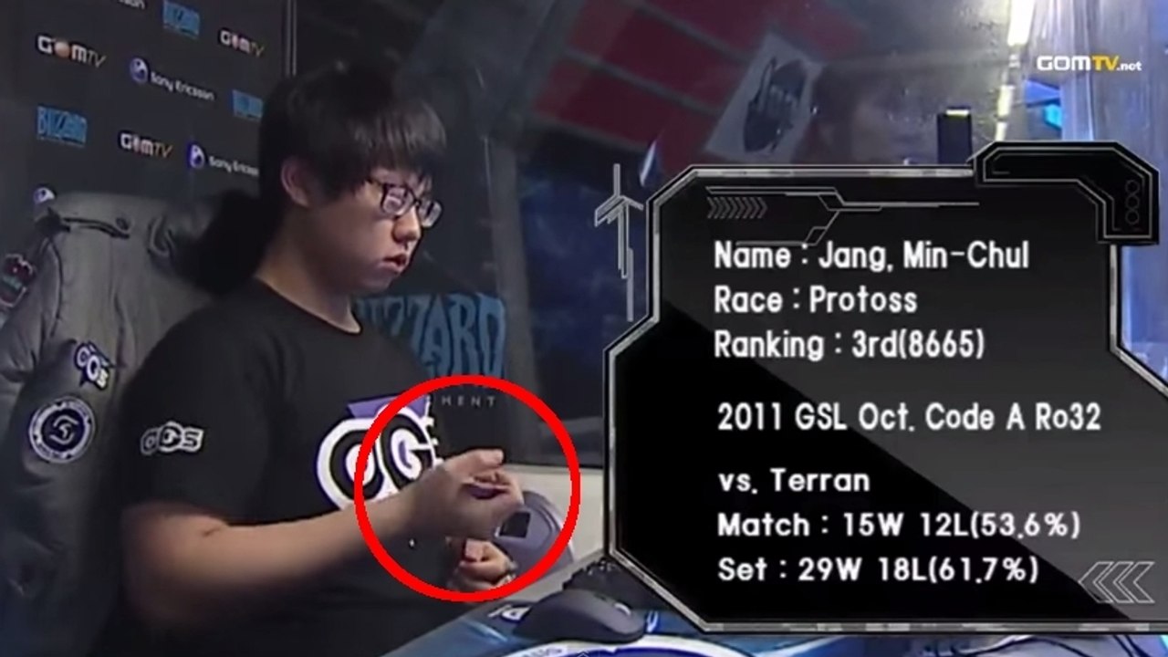 Stacraft 2 : un joueur professionnel se prépare d'une façon inattendue