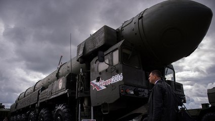 Descargar video: SATAN 2: Russlands neue Rakete könnte Deutschland auslöschen