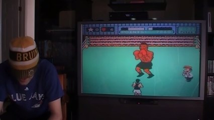 Punch Out : il termine le jeu sans regarder l'écran !