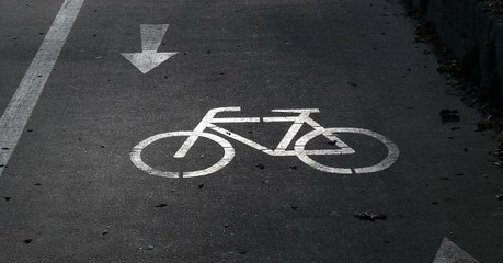 La première piste cyclable photoluminescente inaugurée en France