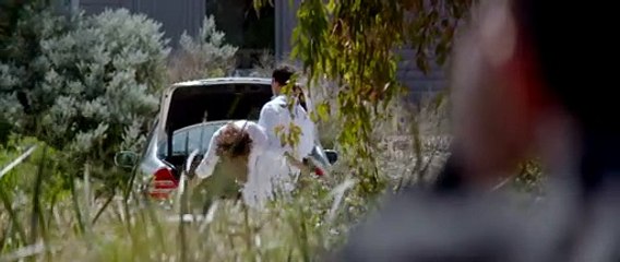 Kill Me Three Times - Türkçe Altyazılı Fragman